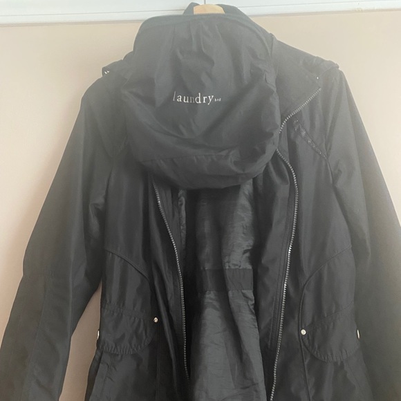 Rain jacket - Picture 2 of 3